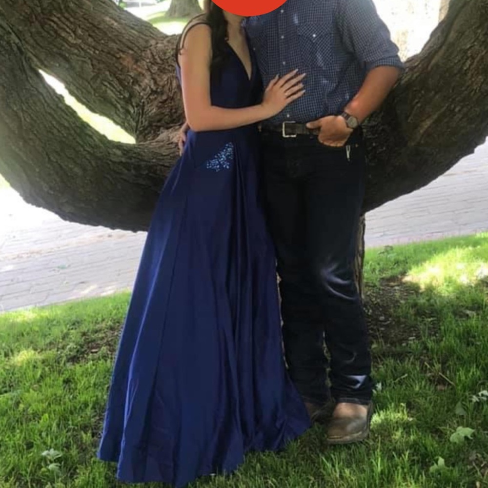 Size 5 Prom dress - Picture 1 of 2
